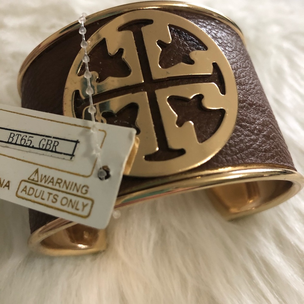 Cuff bracelet